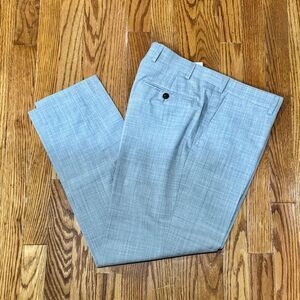 Suit Supply Light Gray SoHo Turn Up Pants. Size 48/US